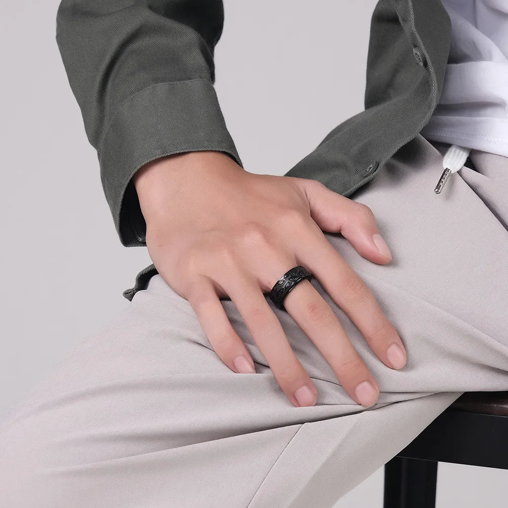 Ikiryo Eyes Spinner Steel Ring