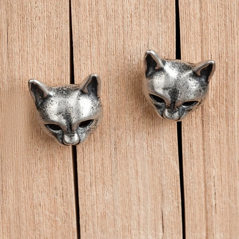 Neko Happy Cat Stud Earrings in 925 Sterling Silver