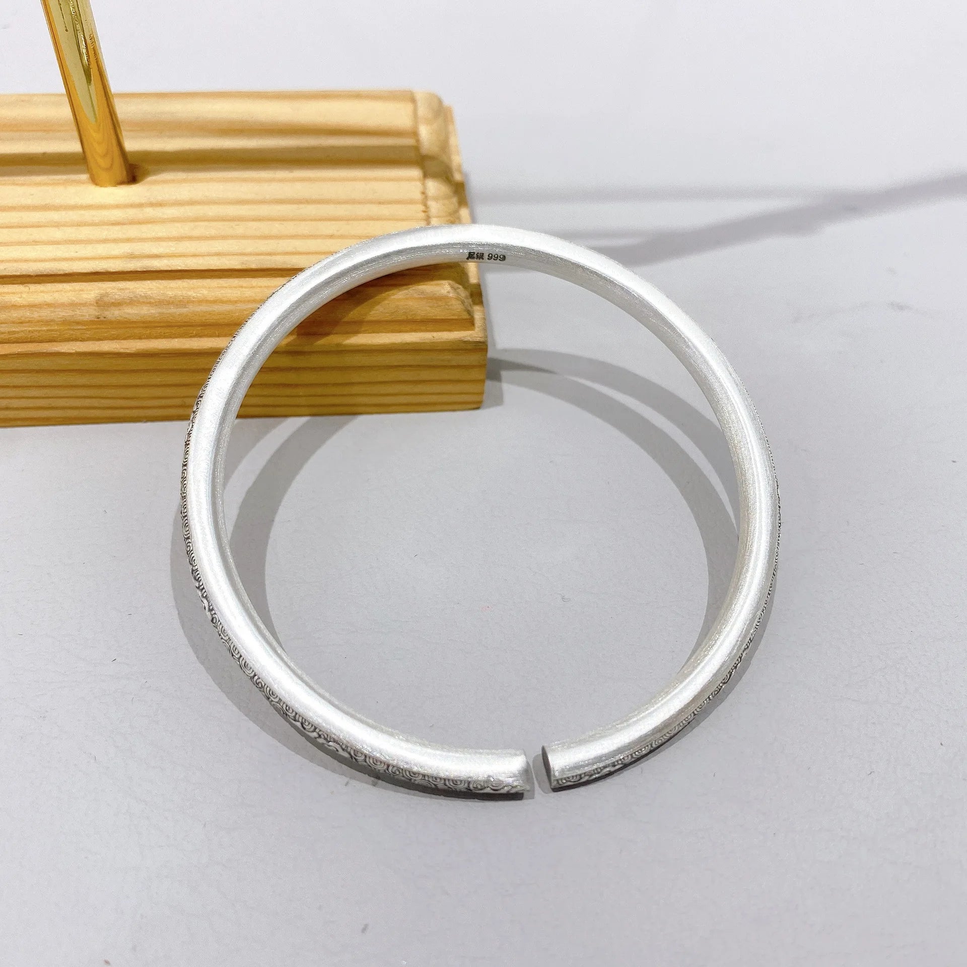 Kumo The Clouds in the Sky 999 Fine Silver Bracelet